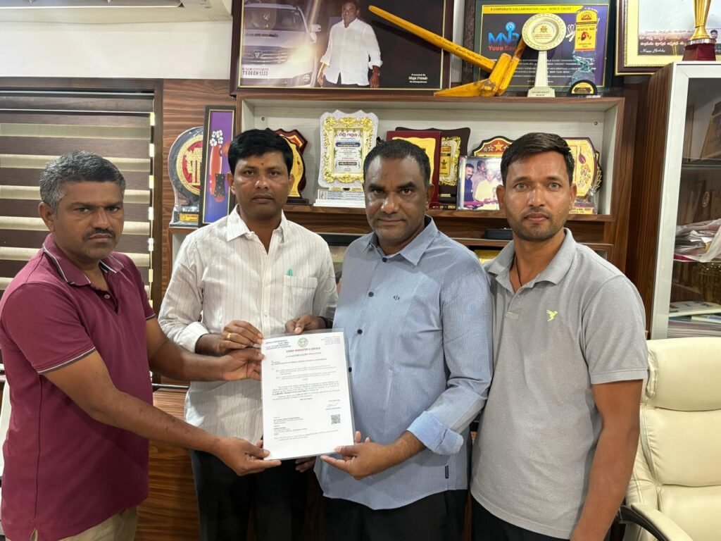 ఎల్ వో సి అందజేసిన మర్రి నిరంజన్ రెడ్డి