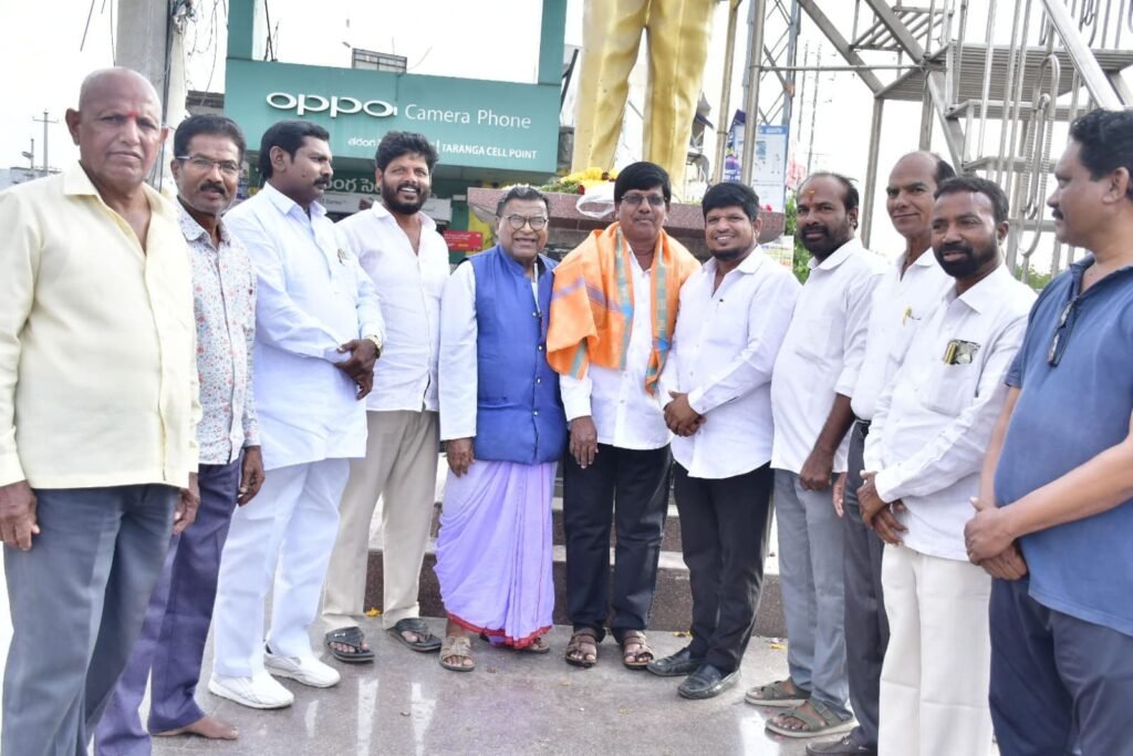 సీనియర్ జర్నలిస్టు కొడారి వెంకటేష్ పుట్టినరోజు వేడుకలు